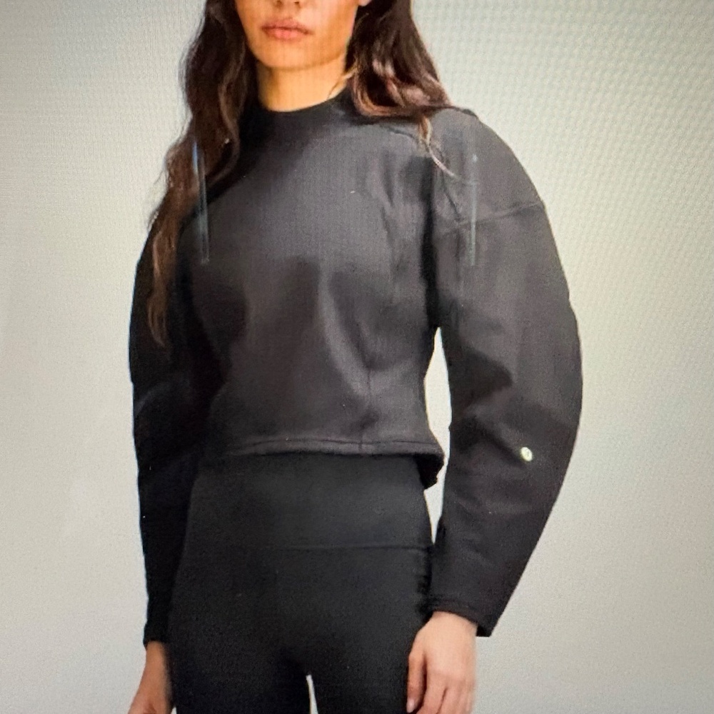 NWT LULULEMON RIBBED LUXTREME WIDE SLEEVE PULLOVER